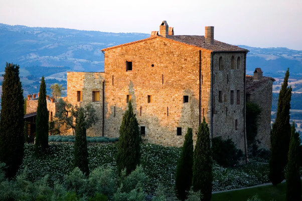 Hoteluri Tip Castel